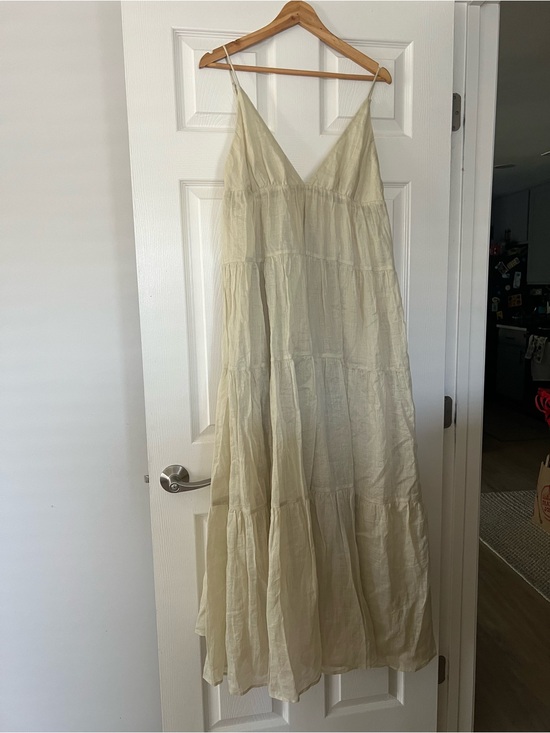 DISSH Dresses & Skirts - DISSH Spaghetti-Strap V-Neck Tiered Maxi Dress in Cream